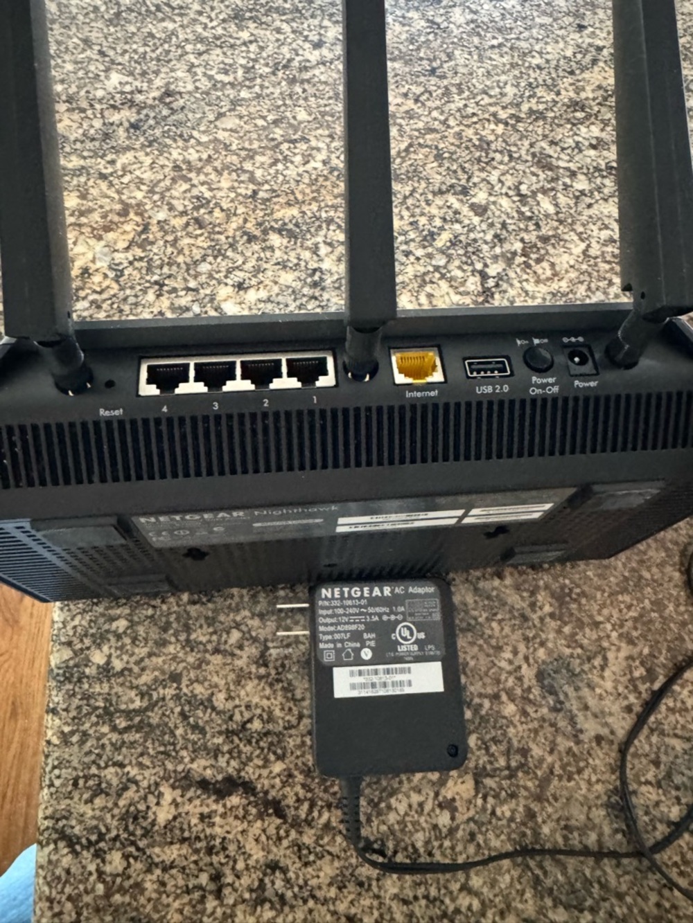 NETGEAR Nighthawk AC1900 Smart WiFi Wireless Router - High-Speed Networking - Picture 5 of 5